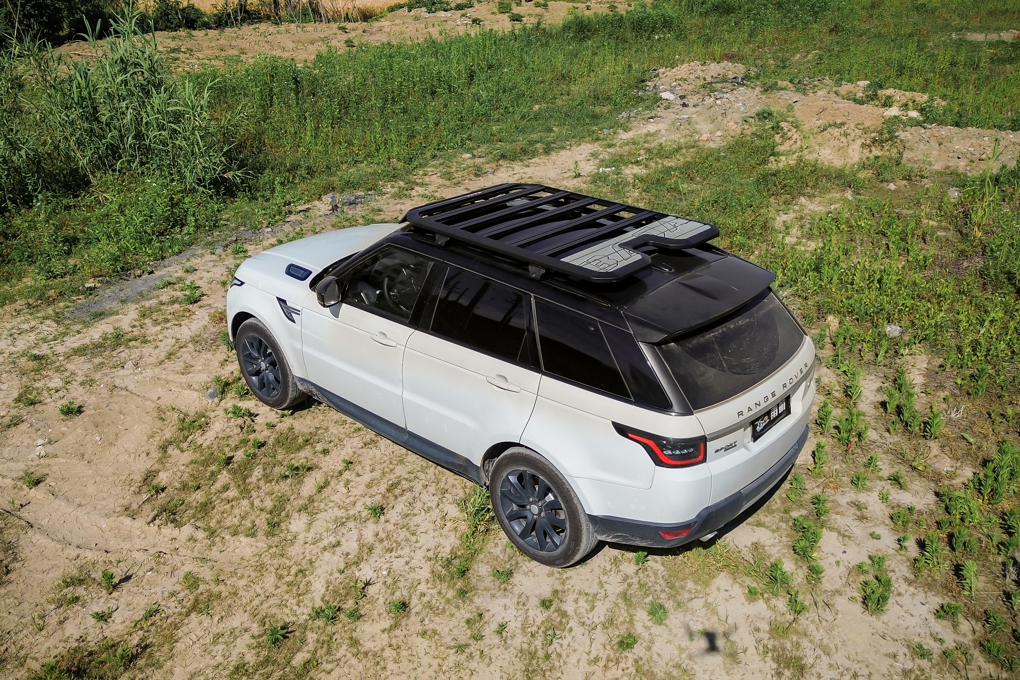 远征平台适配路虎揽胜运动