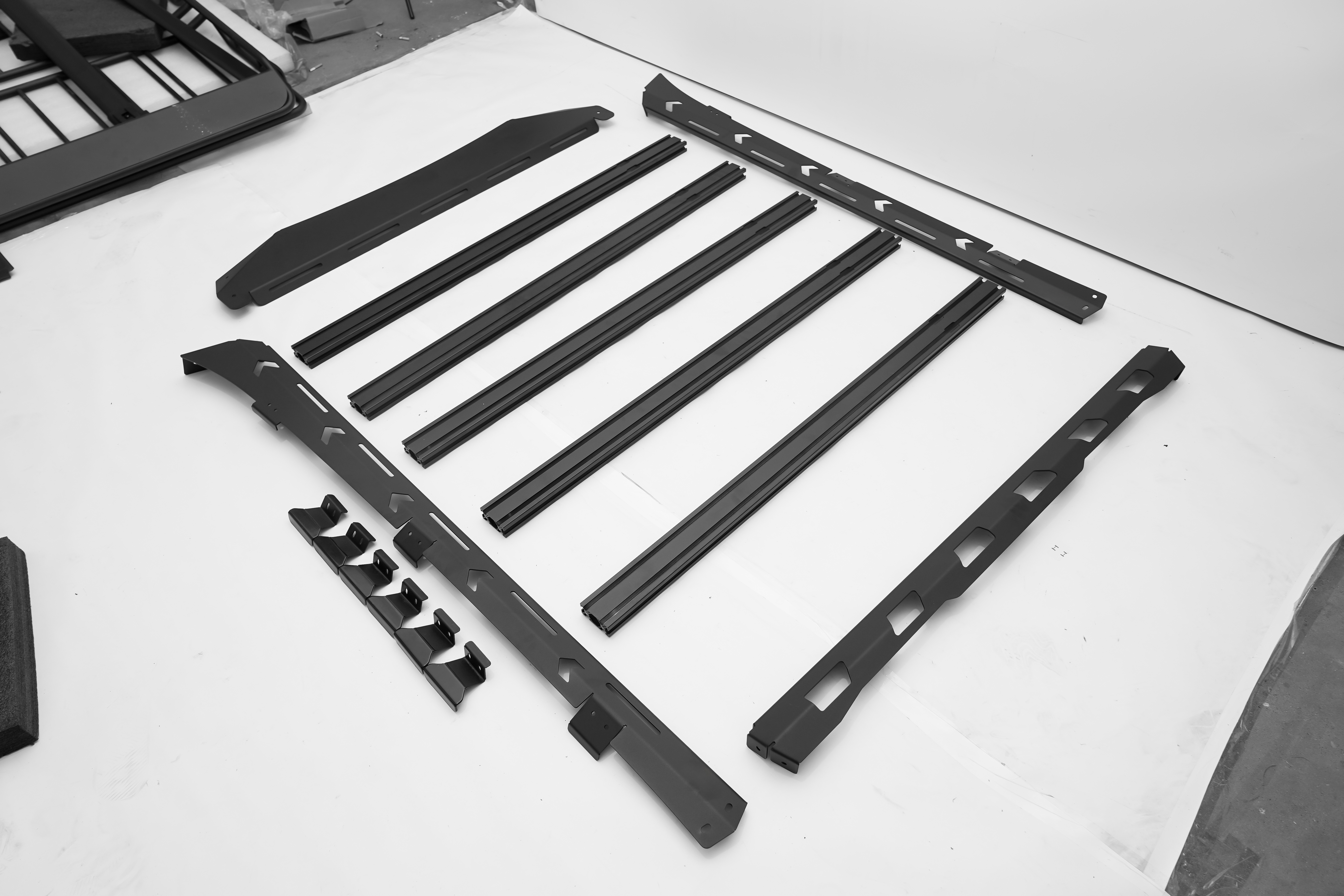 三菱L200-2024款-低配  刀锋平台