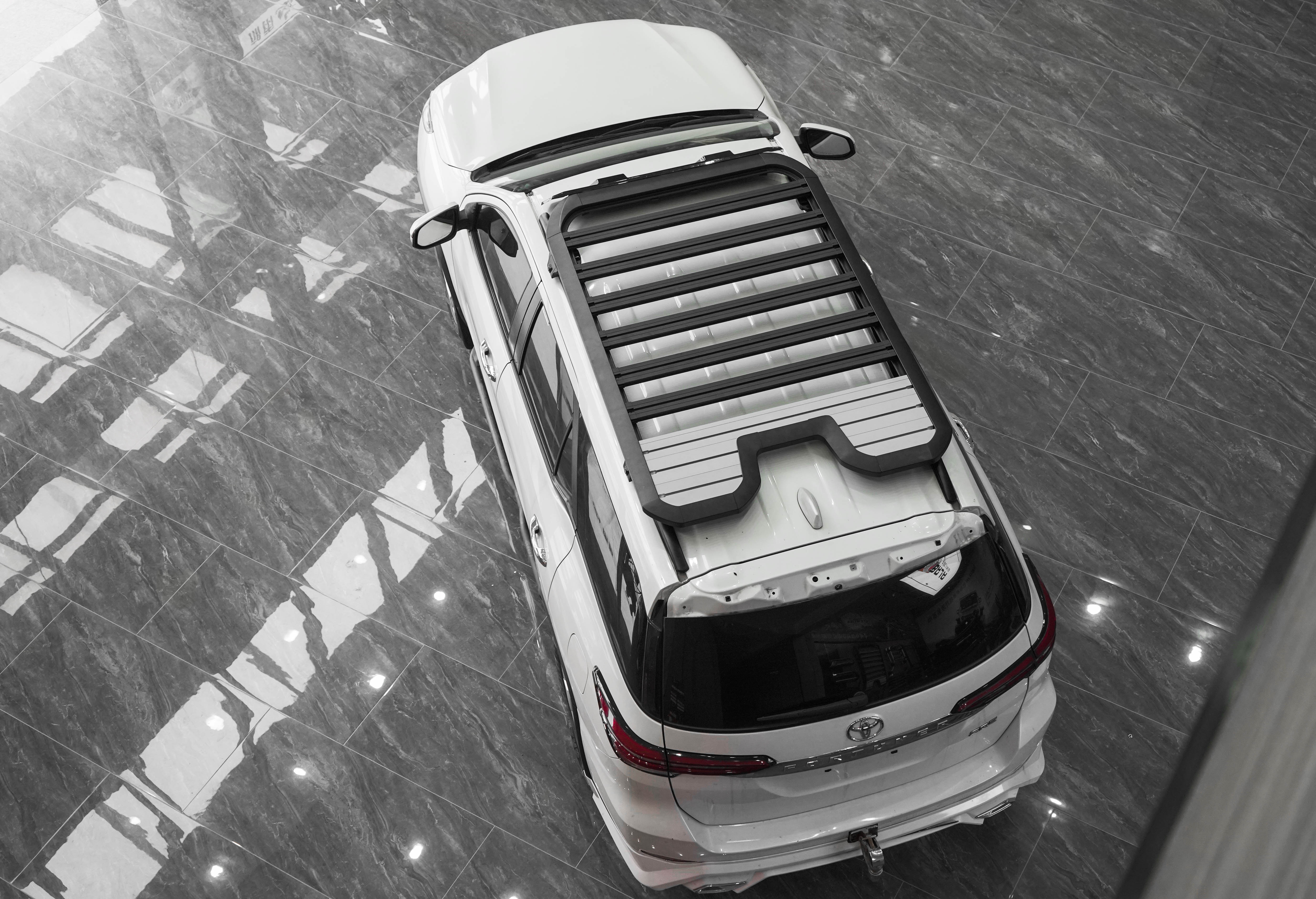 远征平台适配丰田穿越者