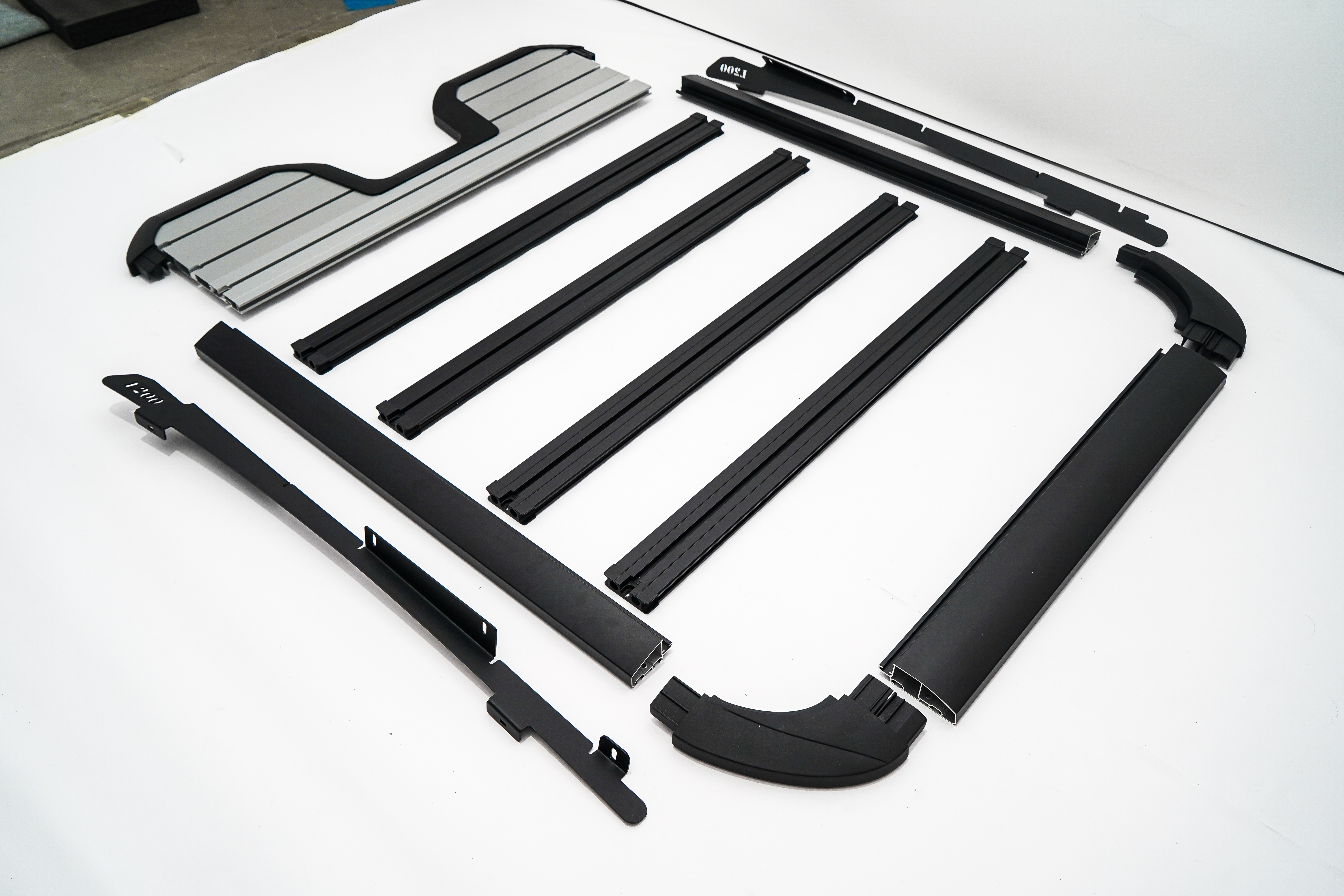 远征平台适配大众三菱L200刀锋支架